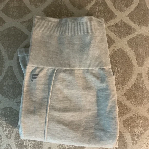 Fabletics legging - Picture 3 of 3